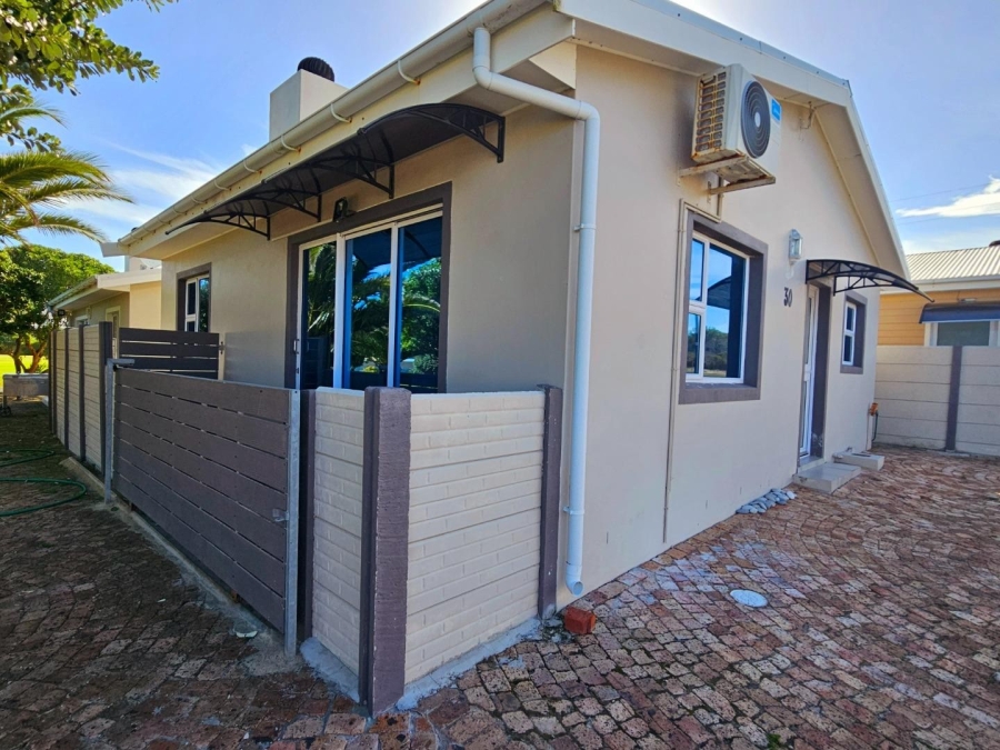 2 Bedroom Property for Sale in Pearly Beach Western Cape